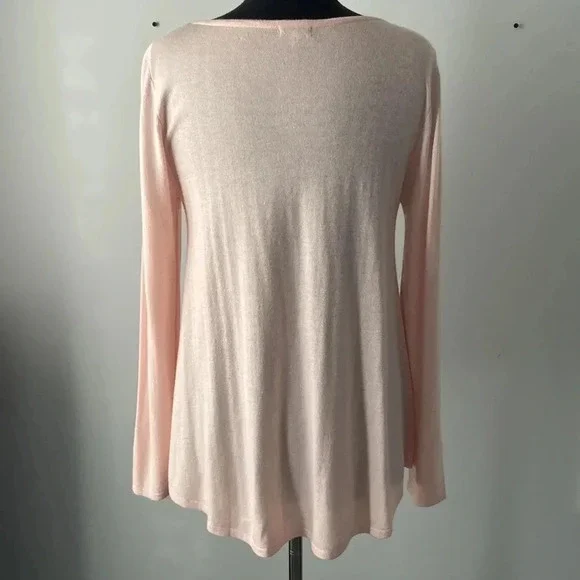 Lemon 🍋 | V-  Neck Long Sleeve Sweater - Picture 3 of 4